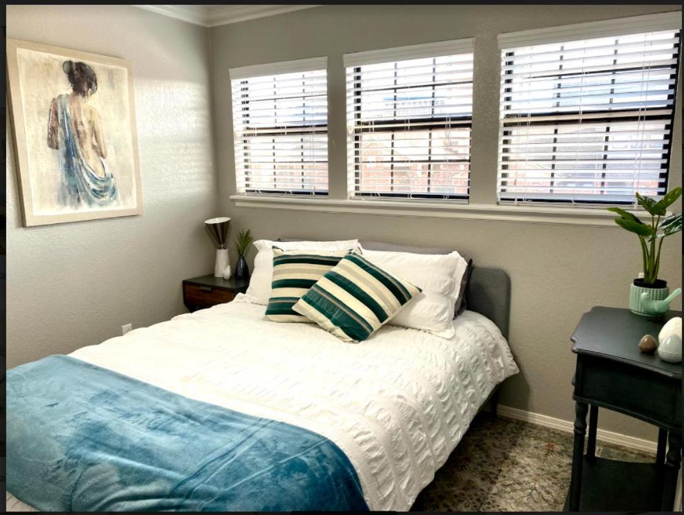 Private Bedroom Suite - Communal House Near Integris Oklahoma City Esterno foto