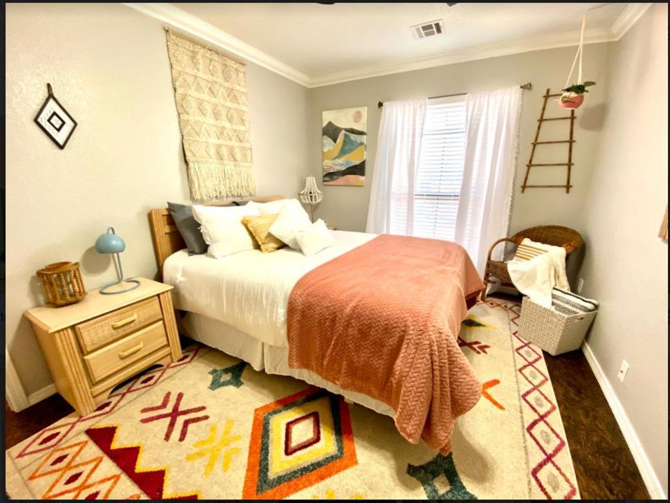 Private Bedroom Suite - Communal House Near Integris Oklahoma City Esterno foto