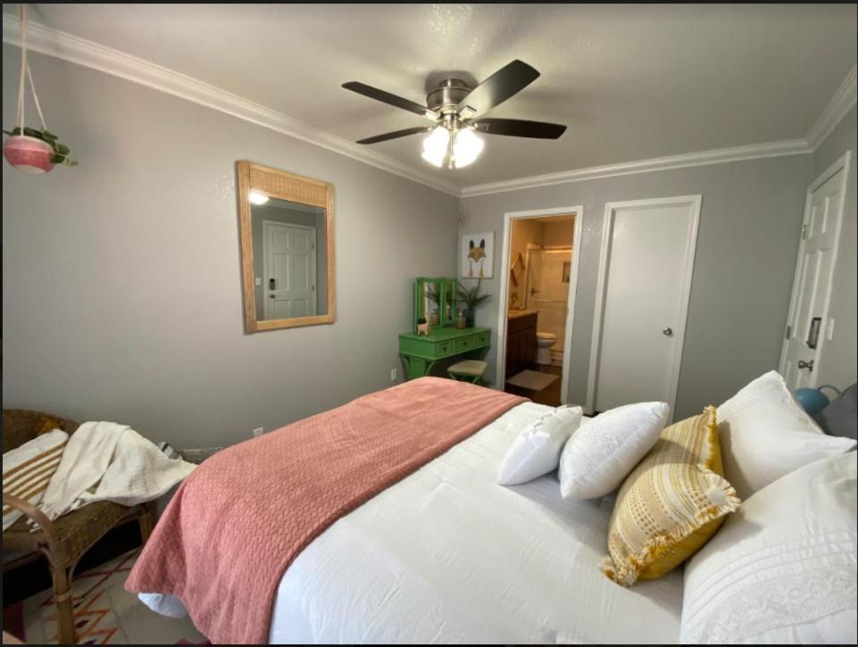 Private Bedroom Suite - Communal House Near Integris Oklahoma City Esterno foto