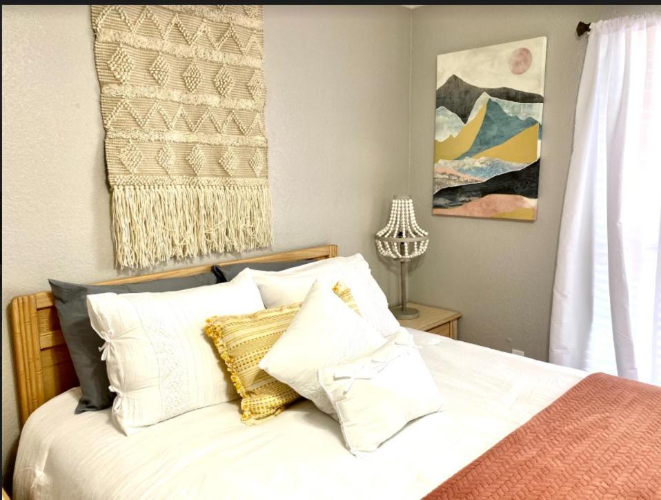 Private Bedroom Suite - Communal House Near Integris Oklahoma City Esterno foto